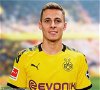 13803854-7057519-Borussia_Dortmund_have_completed_the_signing_of_Eden_Hazard_s_yo-a-60_1558517130305.jpg Thumbnail