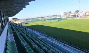 Estádio-António-Almeida-Correis.jpg Thumbnail