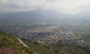 Cassino,_Province_of_Frosinone,_Lazio,_Italy_-_panoramio.jpg Thumbnail