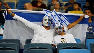 israel football fans.jpg Thumbnail