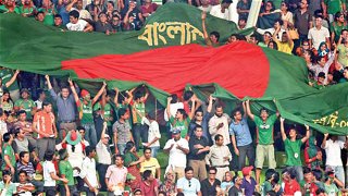 Bangladesh Fans.jpg Thumbnail