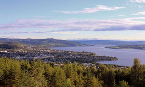 Gjøvik_sett_fra_sør1.JPG Thumbnail